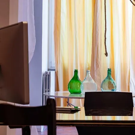 Sinestesia Nocleg ze śniadaniem 4*